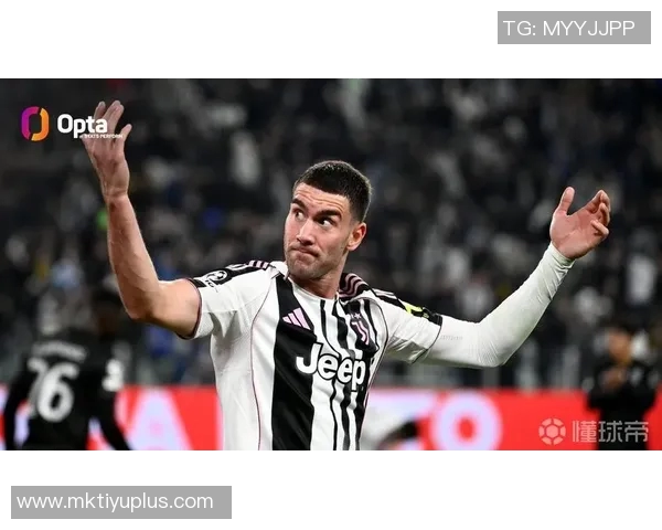 弗拉霍维奇欧冠赛场火力全开晒庆祝照继续向前冲刺 弗拉霍维奇欧冠赛场火力全开晒庆祝照继续向前冲刺