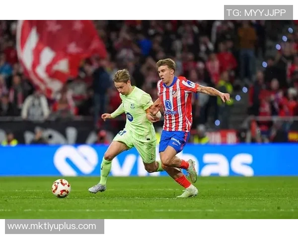 巴萨官方发布视频庆祝德容续约至2029年展现球队未来希望