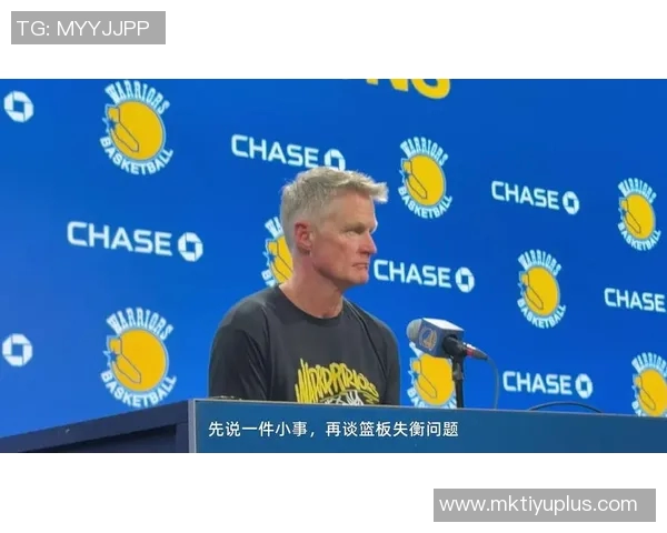 科尔称赞霍福德融入顺畅TJD是球队唯一顺下型中锋 科尔称赞霍福德融入顺畅TJD是球队唯一顺下型中锋