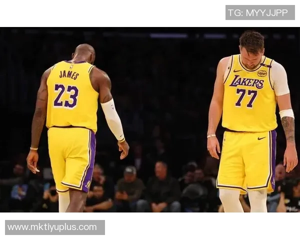 雷迪克双向合同后卫表现不佳湖人急需佩总再创奇迹逆转局势